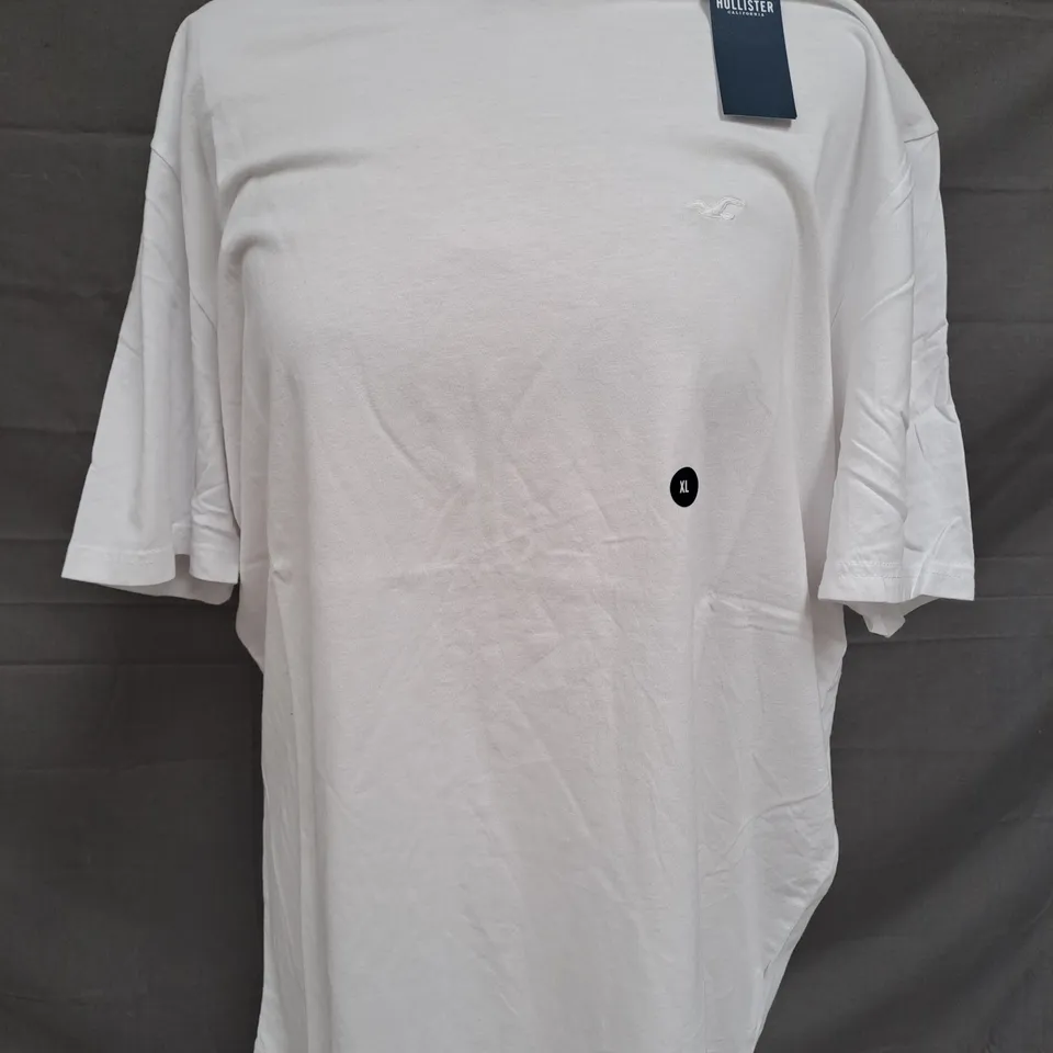HOLLISTER 100% COTTON T-SHIRT IN WHITE SIZE EXTRA LARGE
