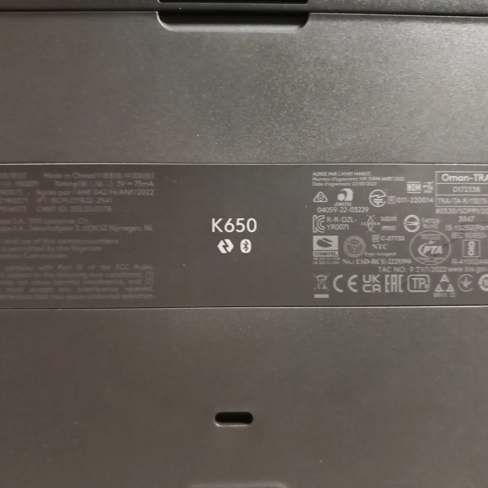 LOGITECH K650 KEYBOARD