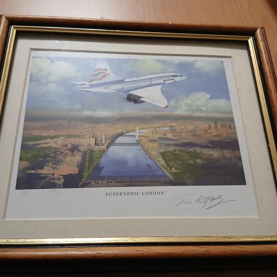 CONCORDE SUPERSONIC LONDON PRINT – FRAMED, LIMITED EDITION OF 4,950 SIGNED BY TIMOTHY O'BRIEN 