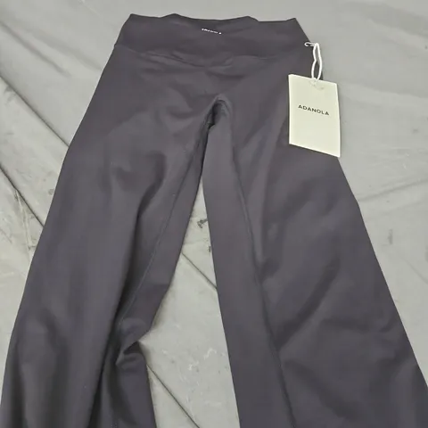 ADANOLA ULTIMATE WRAP OVER YOGA PANT – BLACK – TALL – SIZE S