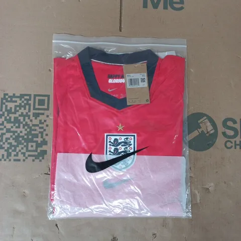 BAGGED NIKE ENGLAND FOOTBALL JERSEY IN RED SIZE XXL