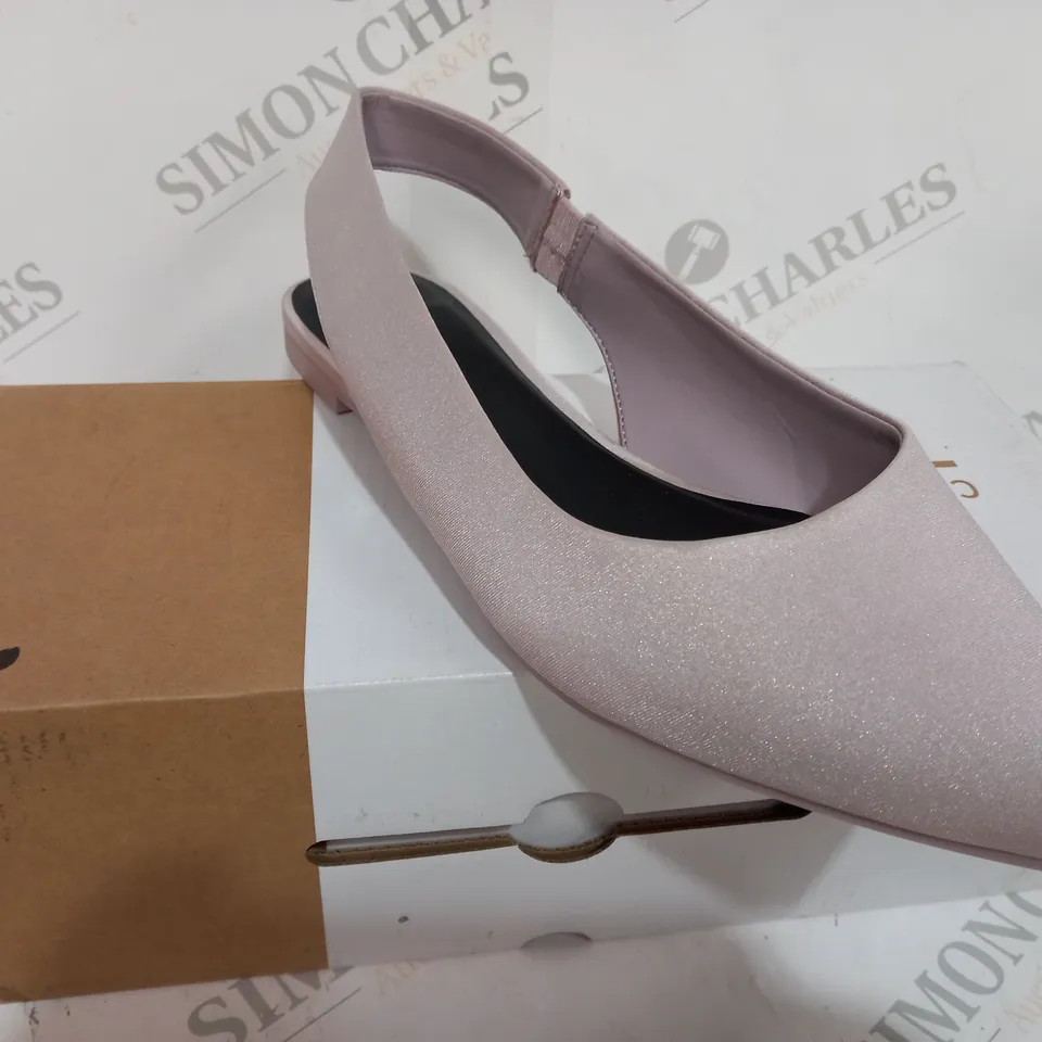 BOXED CALL IT SPRING RIRELLE SLIP ON SHOES - SIZE 8