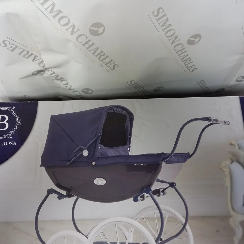 BELLA ROSA PREMIUM NAVY CARRIAGE DOLL PRAM  RRP £129.99