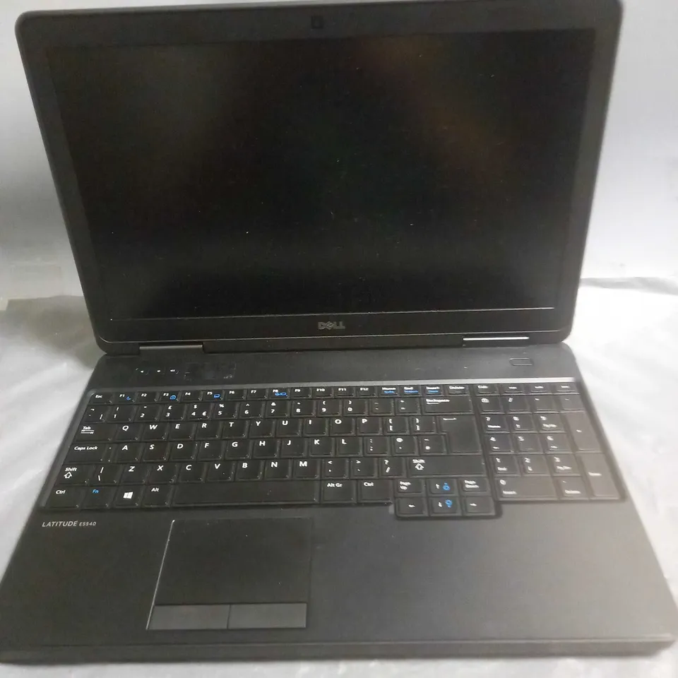 DELL LATITUDE E5540 LAPTOP