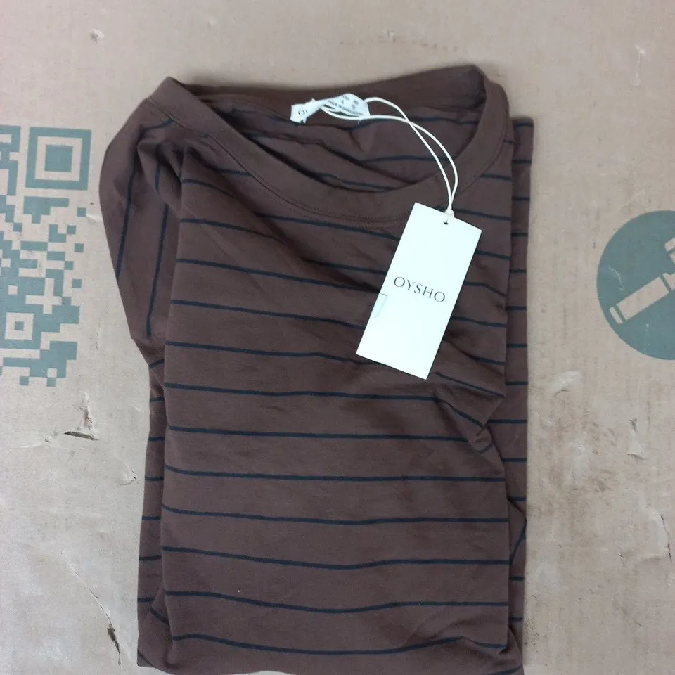 OYSHO SHORT SLEEVE T-SHIRT IN BROWN W. BLACK STRIPES SIZE SMALL