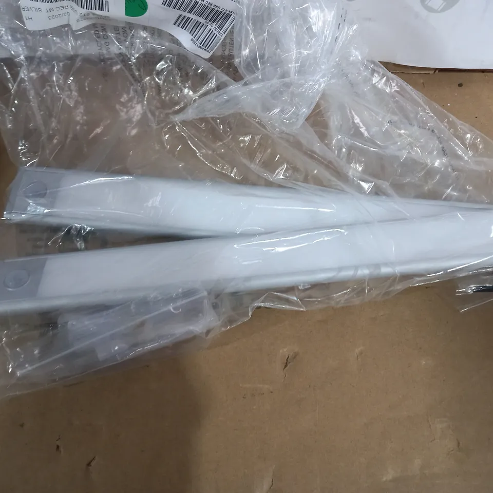 SFIXX SET OF 2 USB RECHARGEABLE MOTION SENSOR LIGHTS