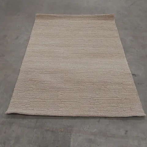 QUALITY DESIGNER AREA RUG - APPROXIMATELY 170 x 120cm