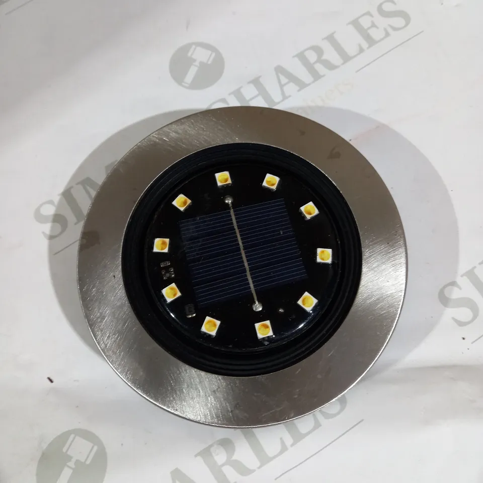 BELL & HOWELL OUTDOOR SOLAR LIGHTS 