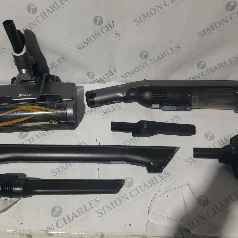 SHARK WANDVAC 2-IN-1 LIGHTWEIGHT CORDLESS HANDHELD VACUUM CLEANER