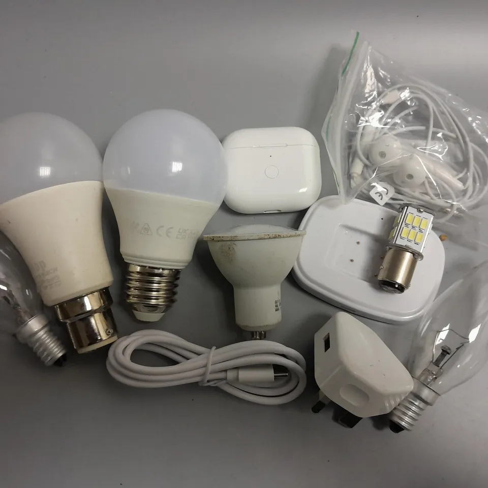 APPROXIMATELY 50 ASSORTED PRODUCTS TO INCLUDE LIGHT BULBS, WIRED EARPHONES, WIRELESS EARPHONE CASES