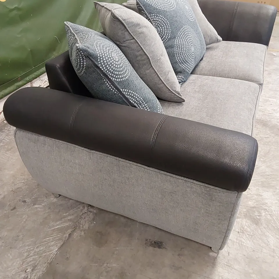 QUALITY DESIGNER DANUBE 3 SEATER SOFA - BLACK/GREY
