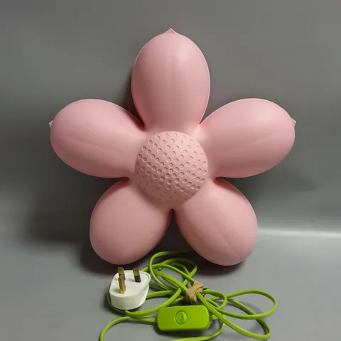 UNBOXED FLOWER WALL LAMP PINK