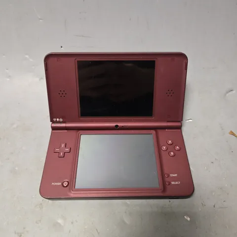 NINTENDO DS XL