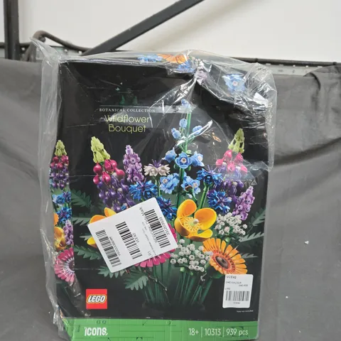 BOXED LEGO WILD FLOWER BOUQUET 10313