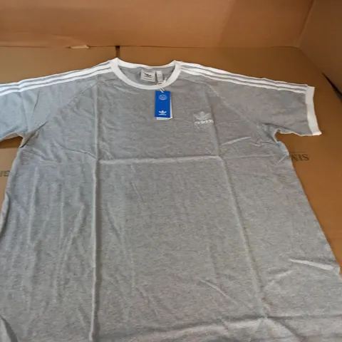 ADIDAS GREY 3-STRIPE T-SHIRT - UK XL
