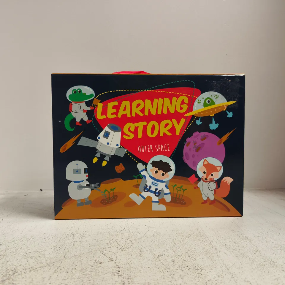 LEARNING STORY OUTER SPACE – EDUCATIONAL TOY BOX