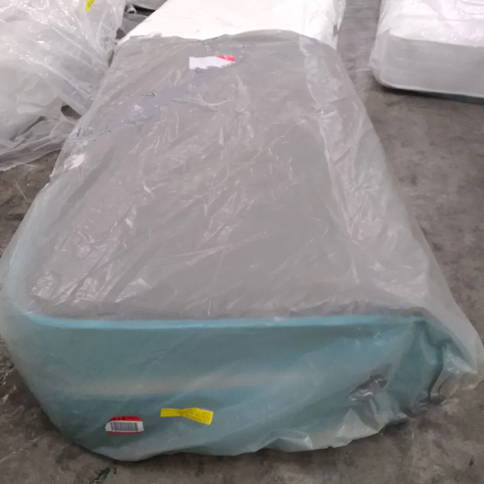 BAGGED CARNALBANAGH OPEN COIL MATTRESS 4'6 DOUBLE