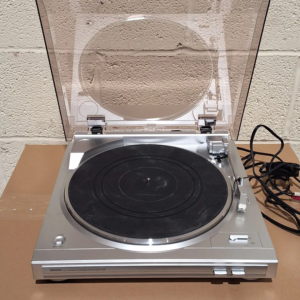 DENON FULLY AUTOMATIC TURNTABLE SYSTEM IN SILVER - DP29J