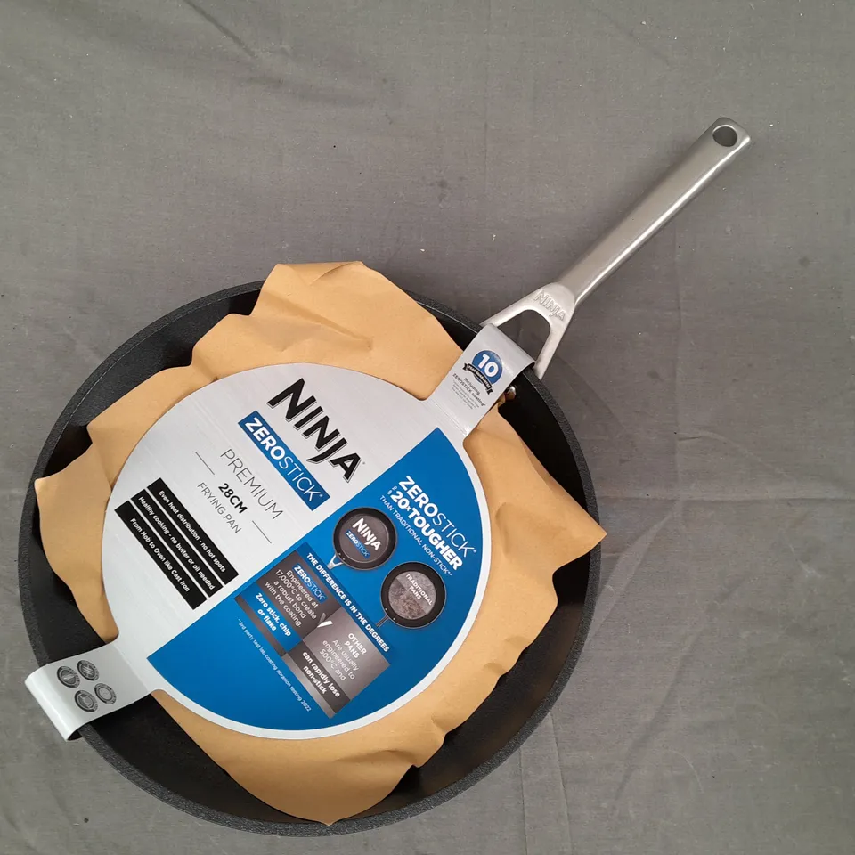 BOXED NINJA ZEROSTICK PREMIUM 28CM FRYING PAN