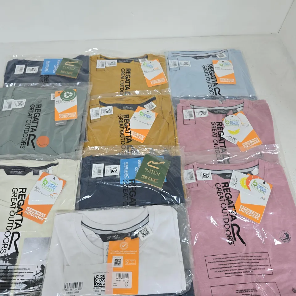 LOT OF 10 ASSORTED BRAND NEW REGATTA T-SHIRTS IN VARIOUS STYLES, COLOURS AND SIZES