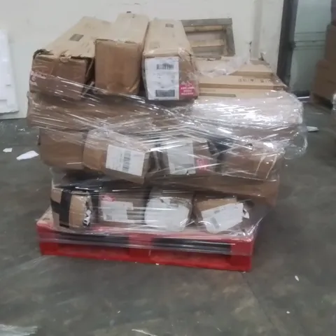 PALLET CONTAINING A LARGE QUANTITY OF NEO TUBE TENTS