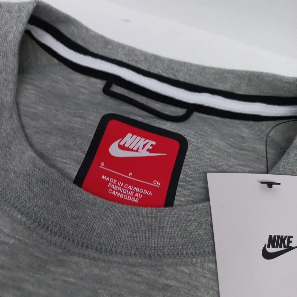 NIKE GREY CREWNECK SWEATSHIRT – SIZE S