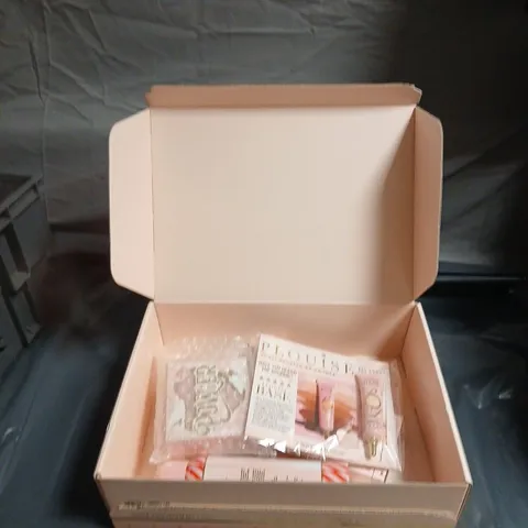 P LOUISE MAKE-UP GIFT BOX – PINK PACKAGING