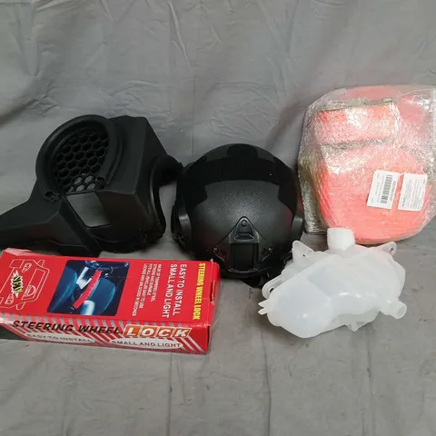 APPROXIMATELY 15 ASSORTED VEHICLE PARTS & ACCESSORIES TO INCLUDE RATCHET STRAPS, HELMET, STEERING WHEEL LOCK, ETC - COLLECTION ONLY