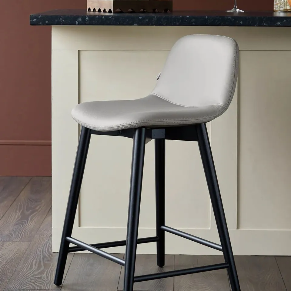 BOXED DANETTI HUDSON LIGHT GREY LEATHER BAR STOOL