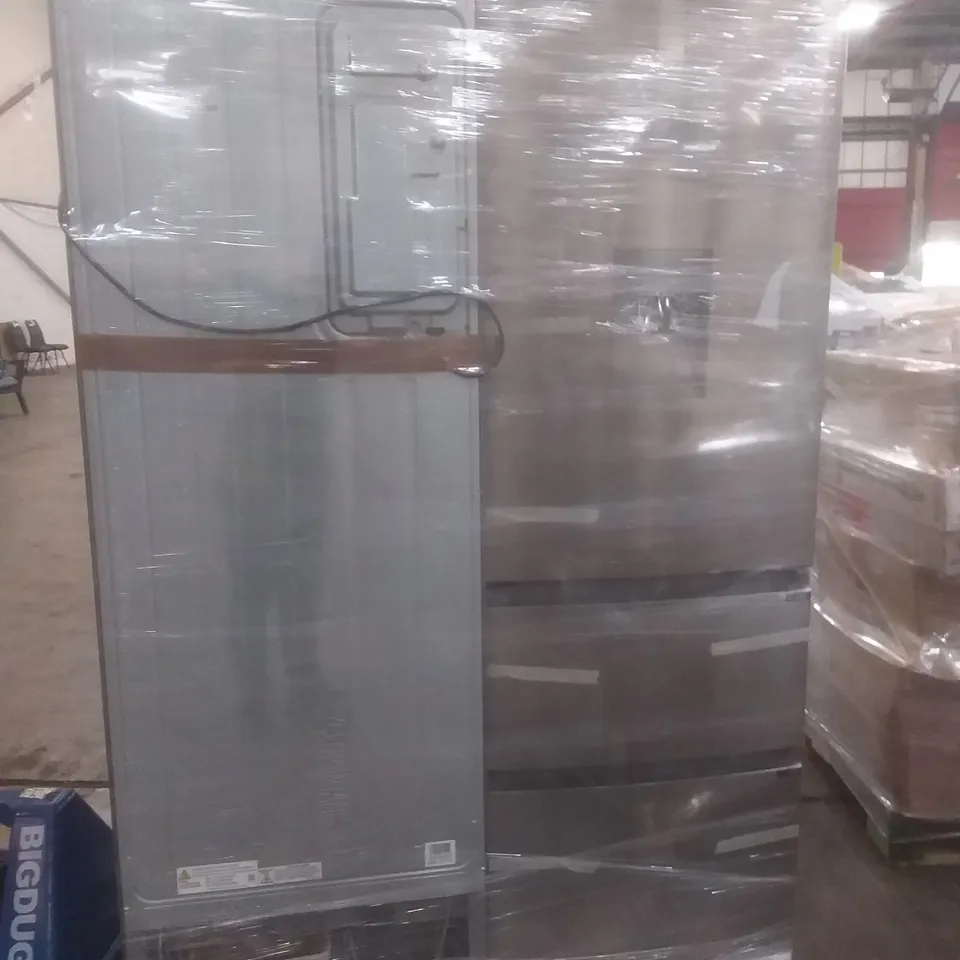 HAIER HTR3619FWMP FREESTANDING COMBI FRIDGE FREEZER AND SAMSUNG RB29FSRNDSA FREESTANDING FRIDGE FREEZER