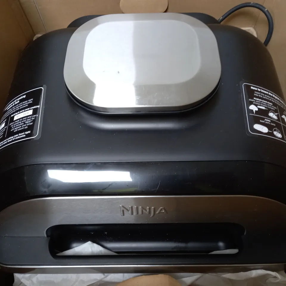 BOXED NINJA FOODI MAX HEATH GRILL & AIR FRYER