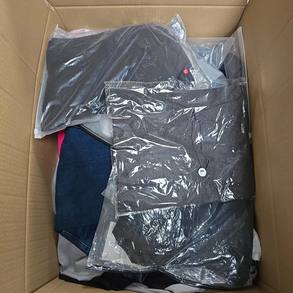 APPROXIMATELY 25 ASSORTED CLOTHING AND FASHION PRODUCTS IN VARIOUS STYLES AND SIZES - COLLECTION ONLY