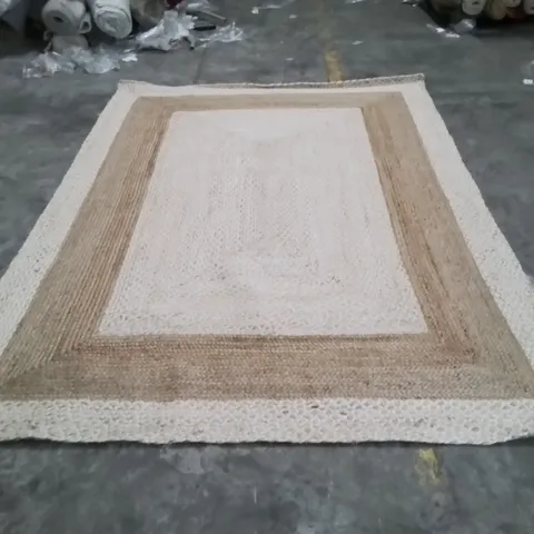 QUALITY DESIGNER AREA RUG - APPROXIMATELY 300X210