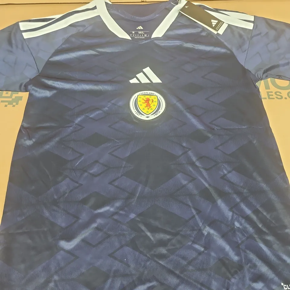 SCOTLAND NATIONAL FOOTBALL TEAM JERSEY – SIZE M