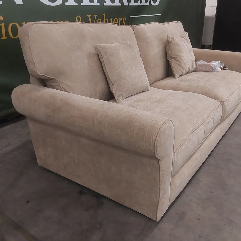 QUALITY DESIGNER WILLIAM 3 SEATER FABRIC UPHOLSTERED CUDDLER SOFA