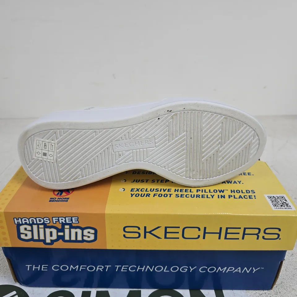 SKECHERS WHITE SLIP INS TRAINERS SIZE 6 BOXED