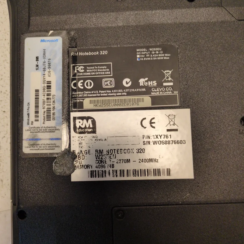 RM NOTEBOOK 320 LAPTOP – RM EDUCATION – 4GB RAM (MODEL W255EU)