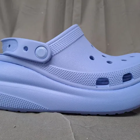 PAIR OF CROCS CRUSH CLOGS IN MOON JELLY UK M3/W4