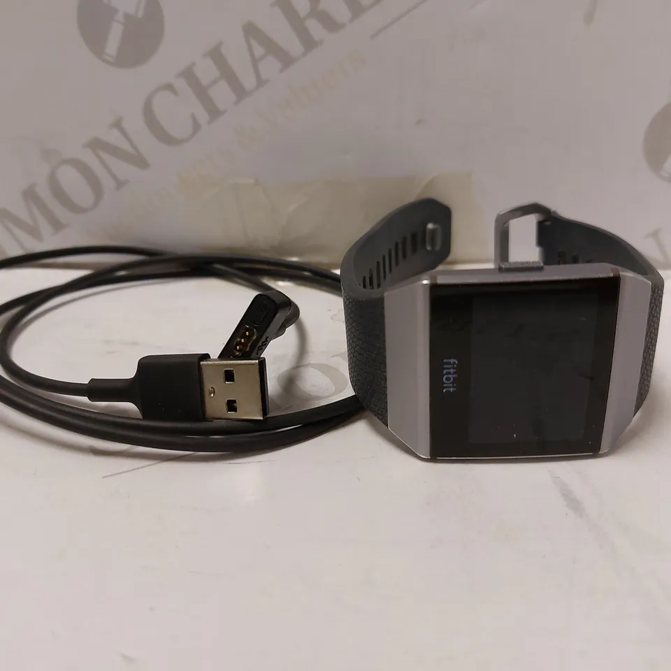 FITBIT SMART WATCH FB503