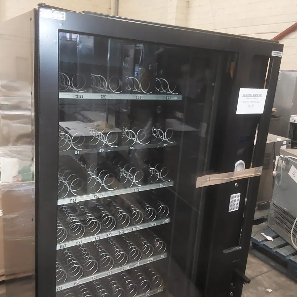 VENDO SANDEN VENDING MACHINE