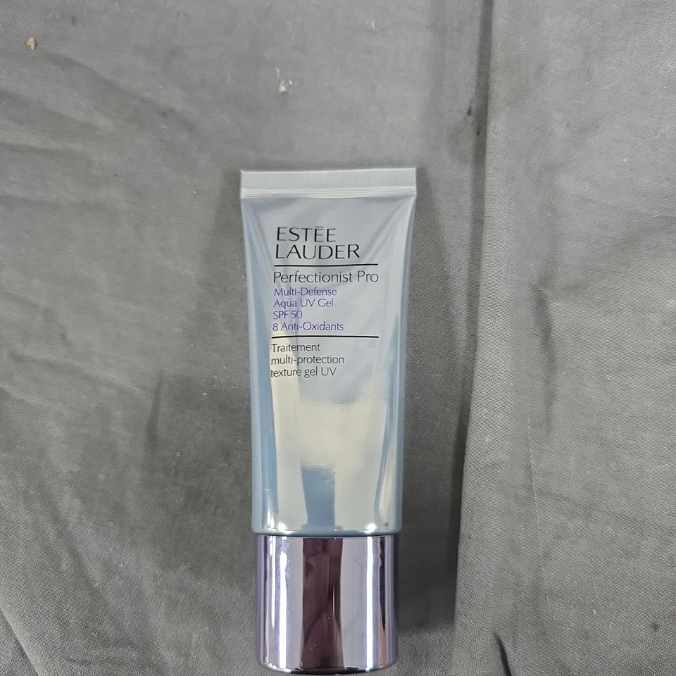 BOX OF APPROXIMATELY 15 ASSORTED ITEMS TO INCLUDE:TEXTURE UV GEL AND MOISTURE MILK