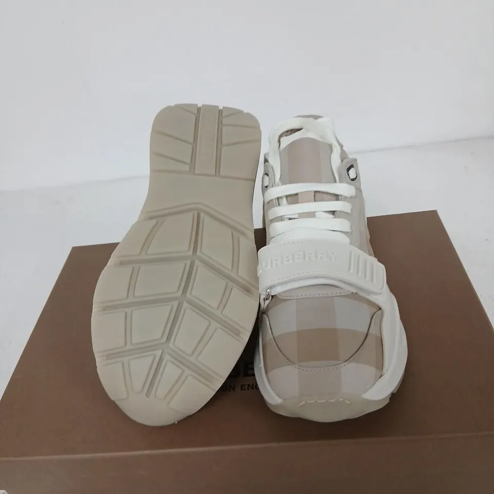 BURBERRY LOW TOP TRAINERS – SOFT FAWN CHECK, UK 3.5 (EU 35)