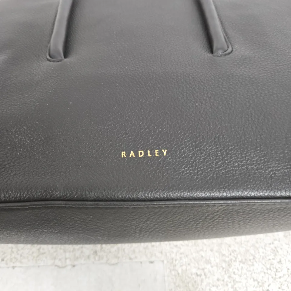 RADLEY BLACK LEATHER HANDBAG