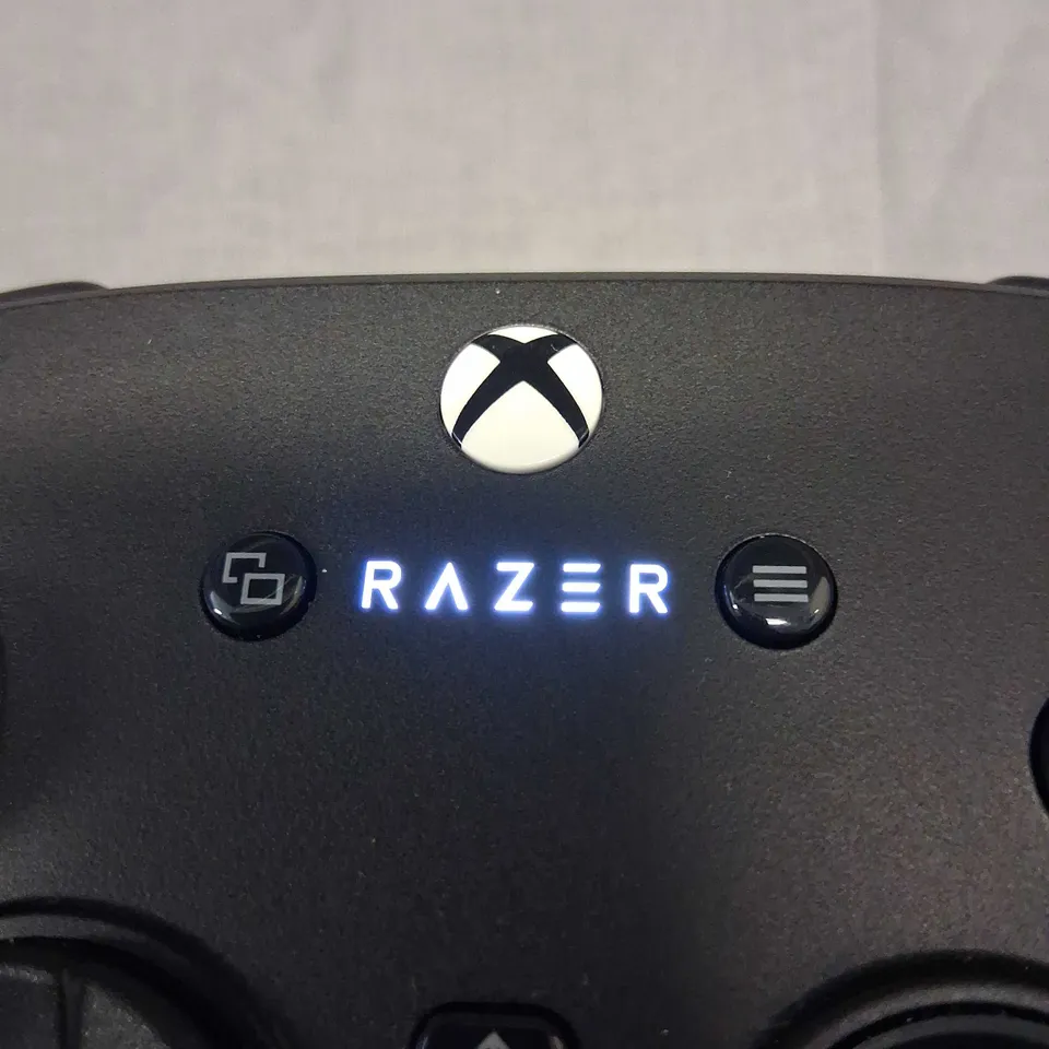 BOXED RAZER WOLVERINE V3 PRO WIRELESS ESPORTS CONTROLLER FOR XBOX & PC