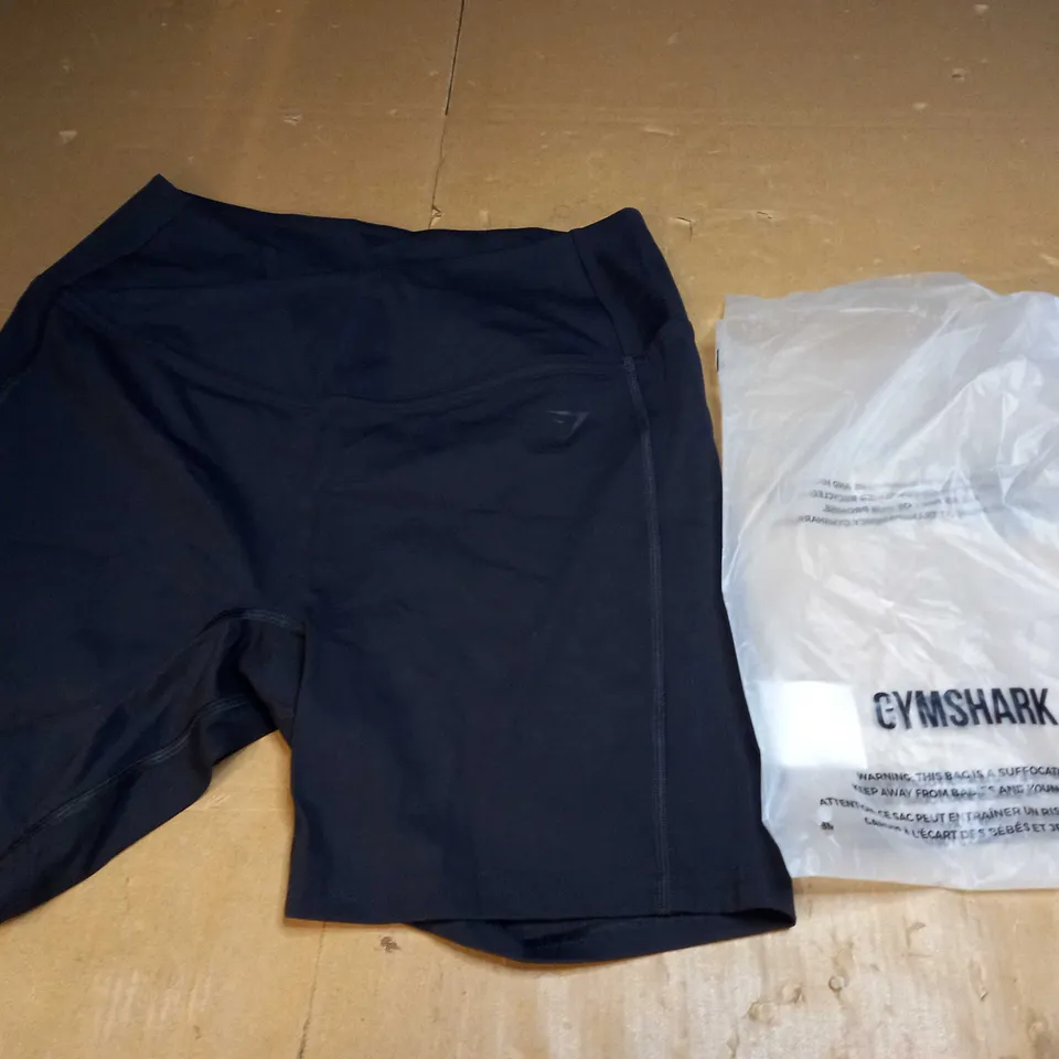 GYMSHARK TRAINING SHORTS SIZE UNSPECIFIED