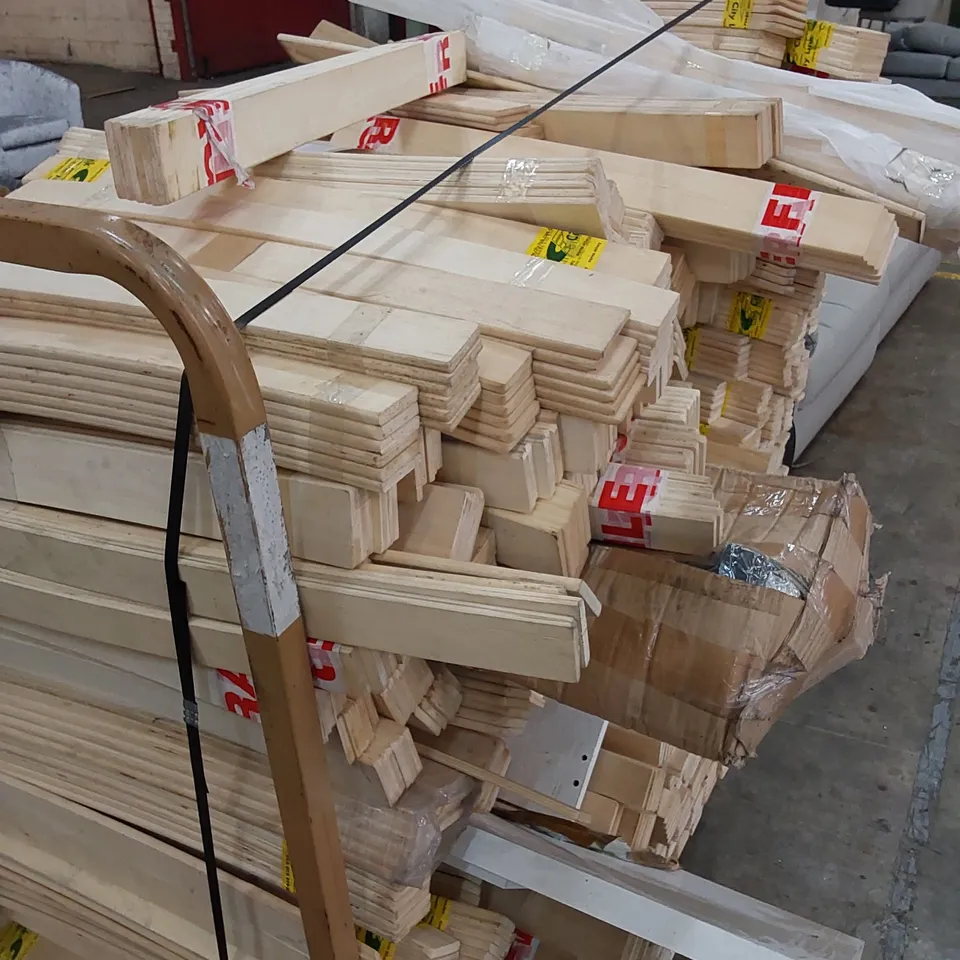 PALLET TO CONTAIN A LARGE QUANTITY OF BEDS SLATS, SIZES MAY VARY