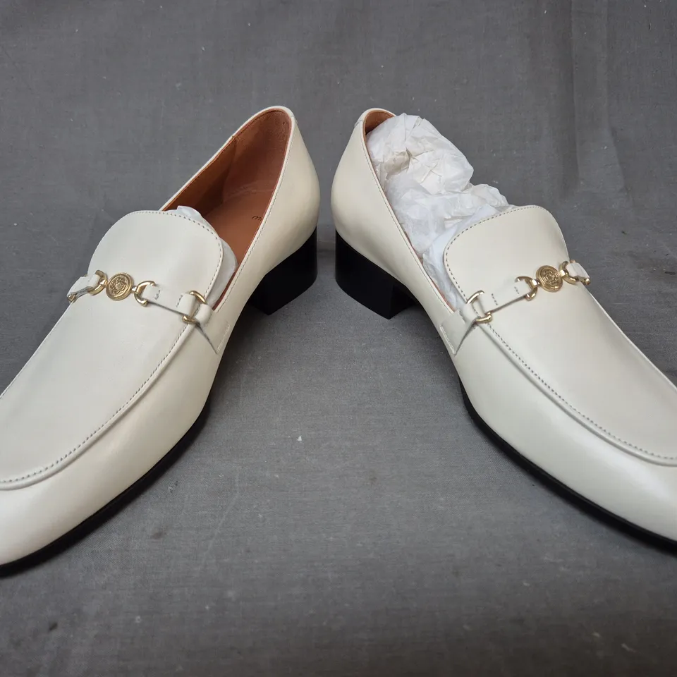 BOXED PAIR OF MAJE LOW BLOCK HEEL LOAFERS IN CREAM EU SIZE 38