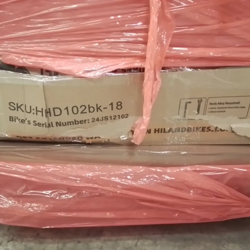 PALLET CONTAINING ASSORTED PRODUCTS INCLUDING: BICYCLES, GARMENT RACK, PAINTING ECT