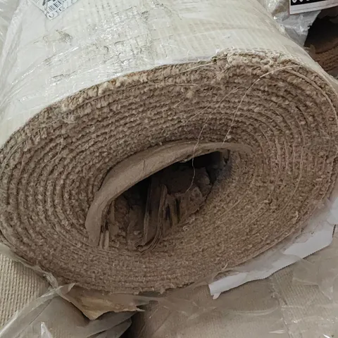 QUALITY BAGGED AND ROLLED PASSION FENNEL CARPET - APPROXIMATELY LENGTH 4M WIDTH 4M