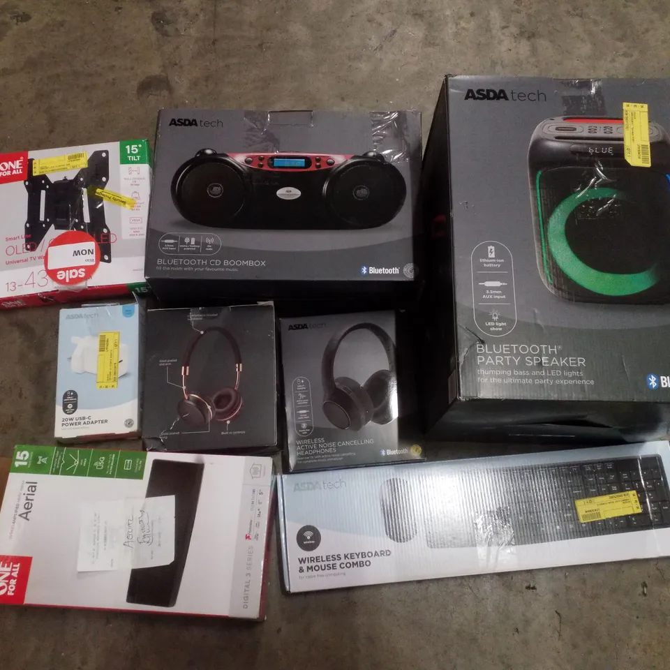 PALLET CONTAINING ASSORTED ELECTRICAL RETURNS INCLUDING BLUETOOTH PARTY SPEAKER, WIRELESS KEYBOARD AND MOUSE, WIRELESS HEADPHONES, AERIAL & OLED TV WALL MOUNT